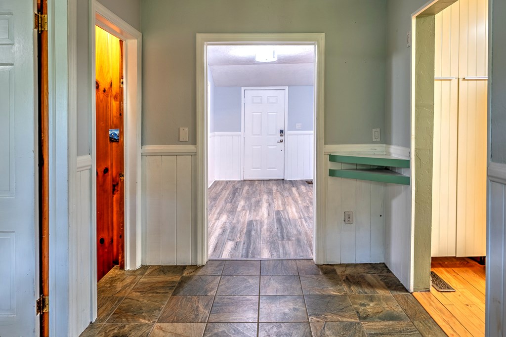 241 Boulevard Street Murphy, NC 28906 - Photo 9 of 44