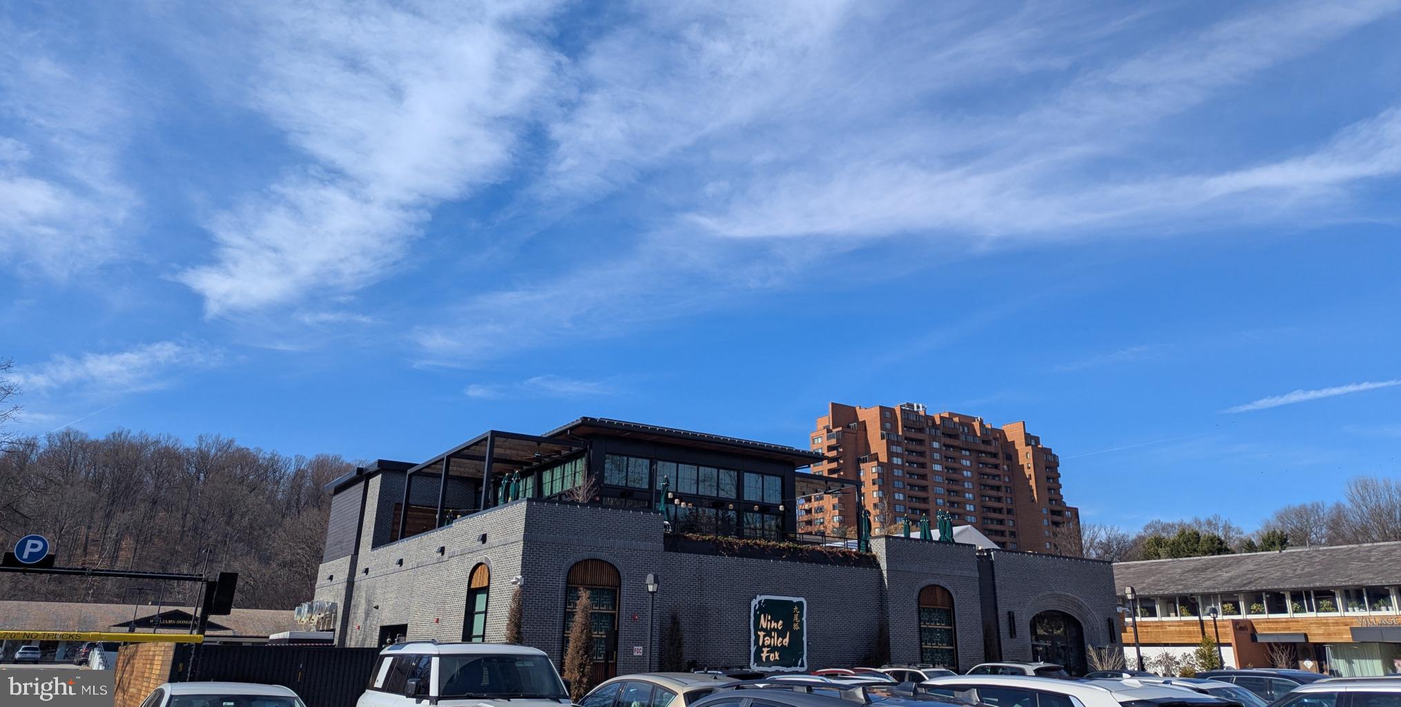 107 Cross Keys Road, Unit R107C Baltimore, MD 21210 - Photo 40 of 40 a large building with a street