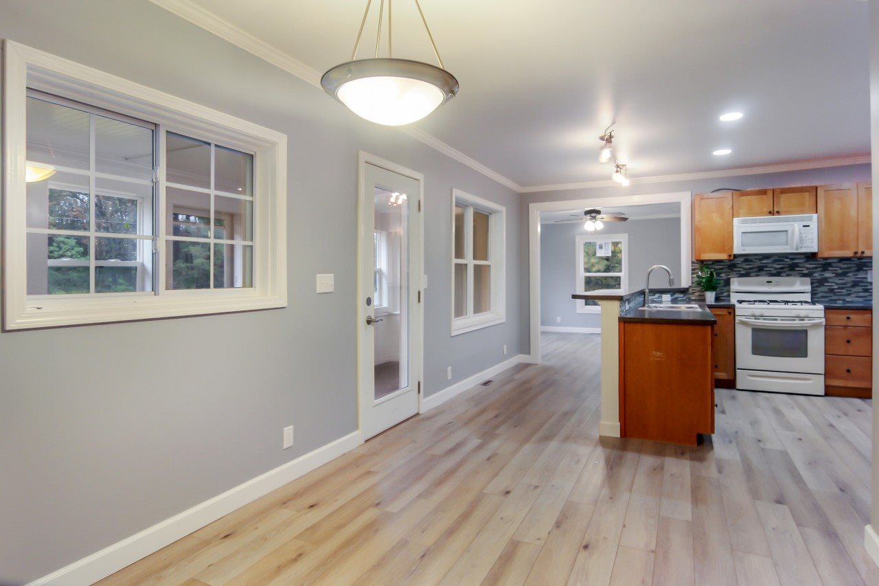 3292 North Three Mile Road Traverse City, MI 49686 - Photo 9 of 31 1869254-8.JPG