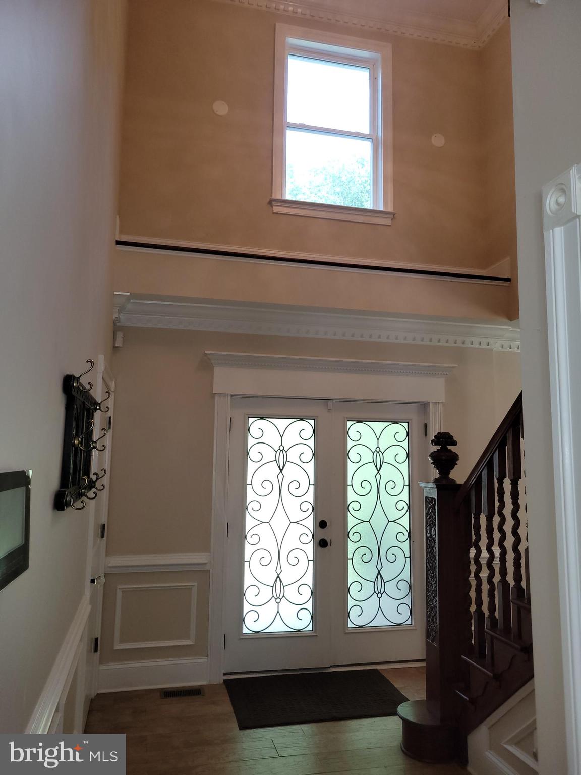 22354 Dragoon Road Lignum, VA 22726 - Photo 18 of 74 Large 2-story foyer