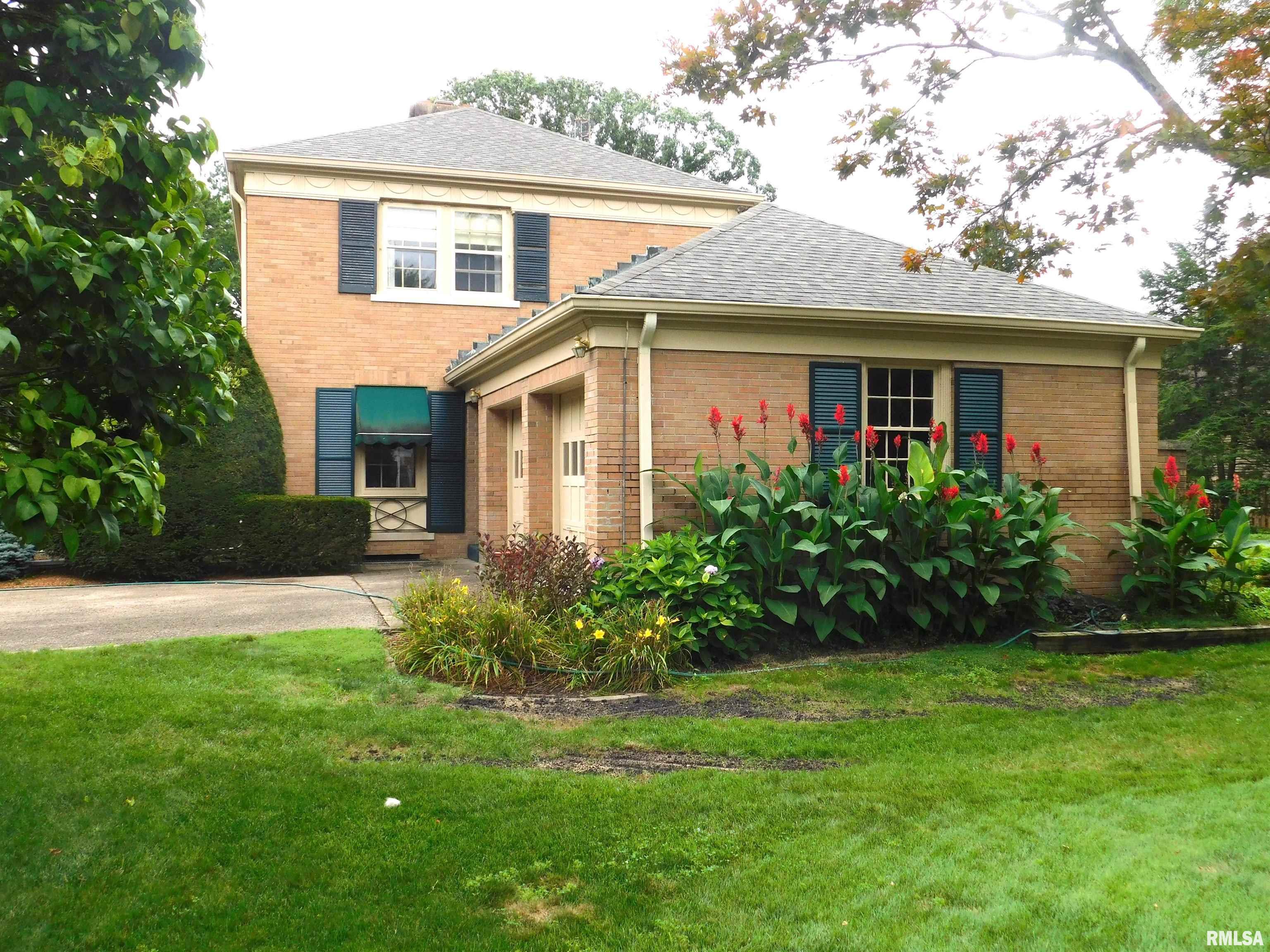 4 Sunset Lane Springfield, IL 62704 - Photo 3 of 35 Gallery Image 3