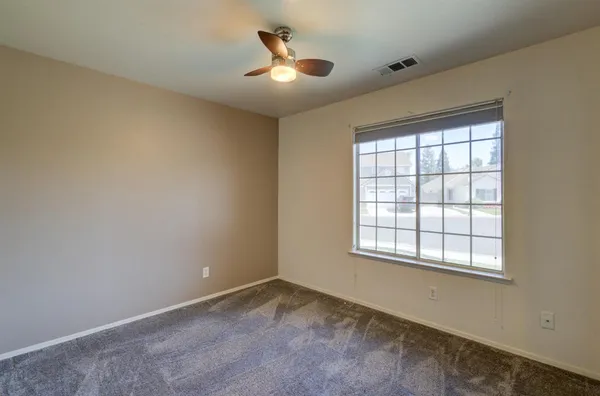 $399,900 | 1955 Backowski Avenue, Clovis, CA 93611
