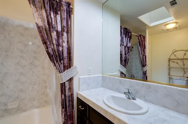 $399,900 | 1955 Backowski Avenue, Clovis, CA 93611