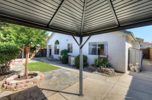 $399,900 | 1955 Backowski Avenue, Clovis, CA 93611