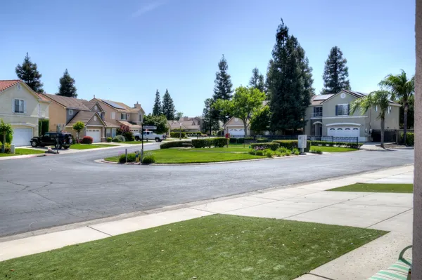 $399,900 | 1955 Backowski Avenue, Clovis, CA 93611