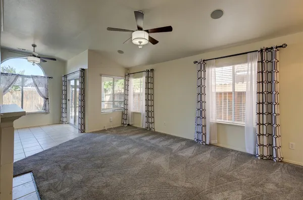 $399,900 | 1955 Backowski Avenue, Clovis, CA 93611