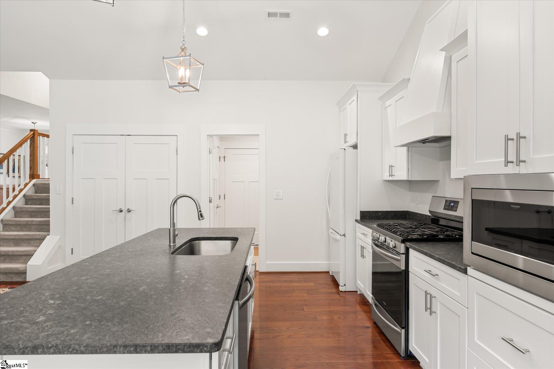 51 Wofford Road Taylors, SC 29687 - Photo 17 of 45 Gallery Image 17
