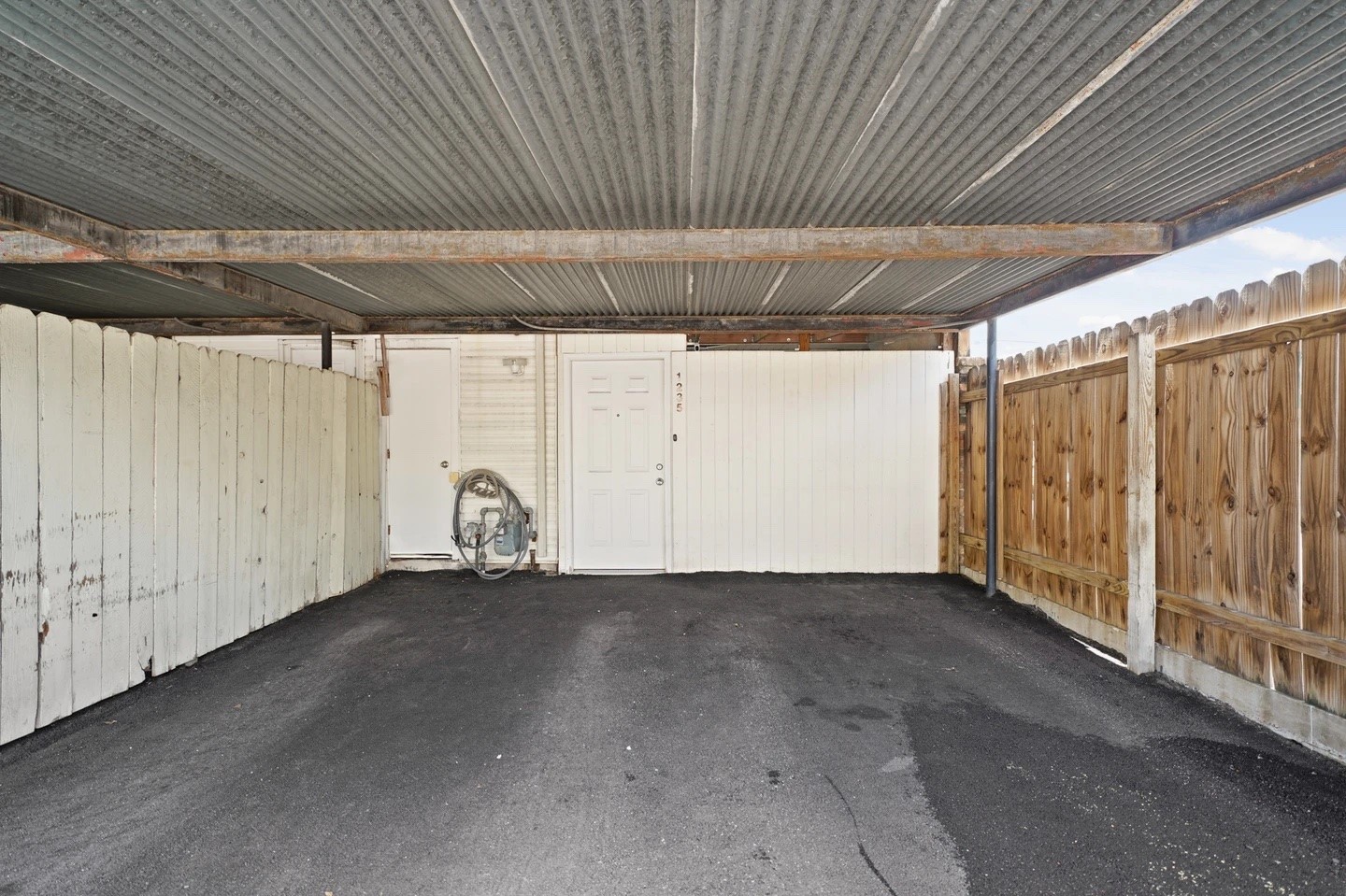1235 Witte Road, Unit 8 Houston, TX 77055 - Photo 20 of 20 a view of a garage