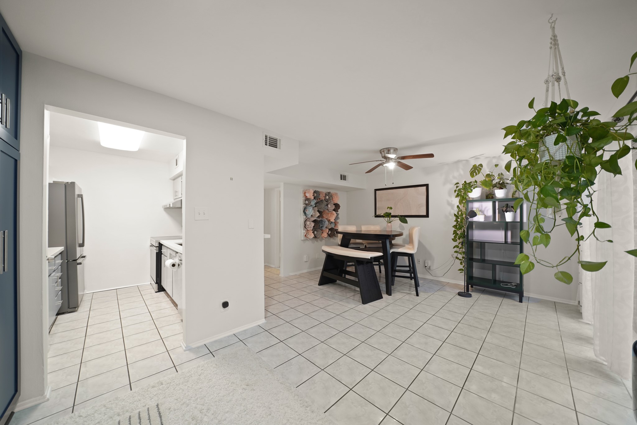 1235 Witte Road, Unit 8 Houston, TX 77055 - Photo 8 of 20 a view of livingroom with furniture