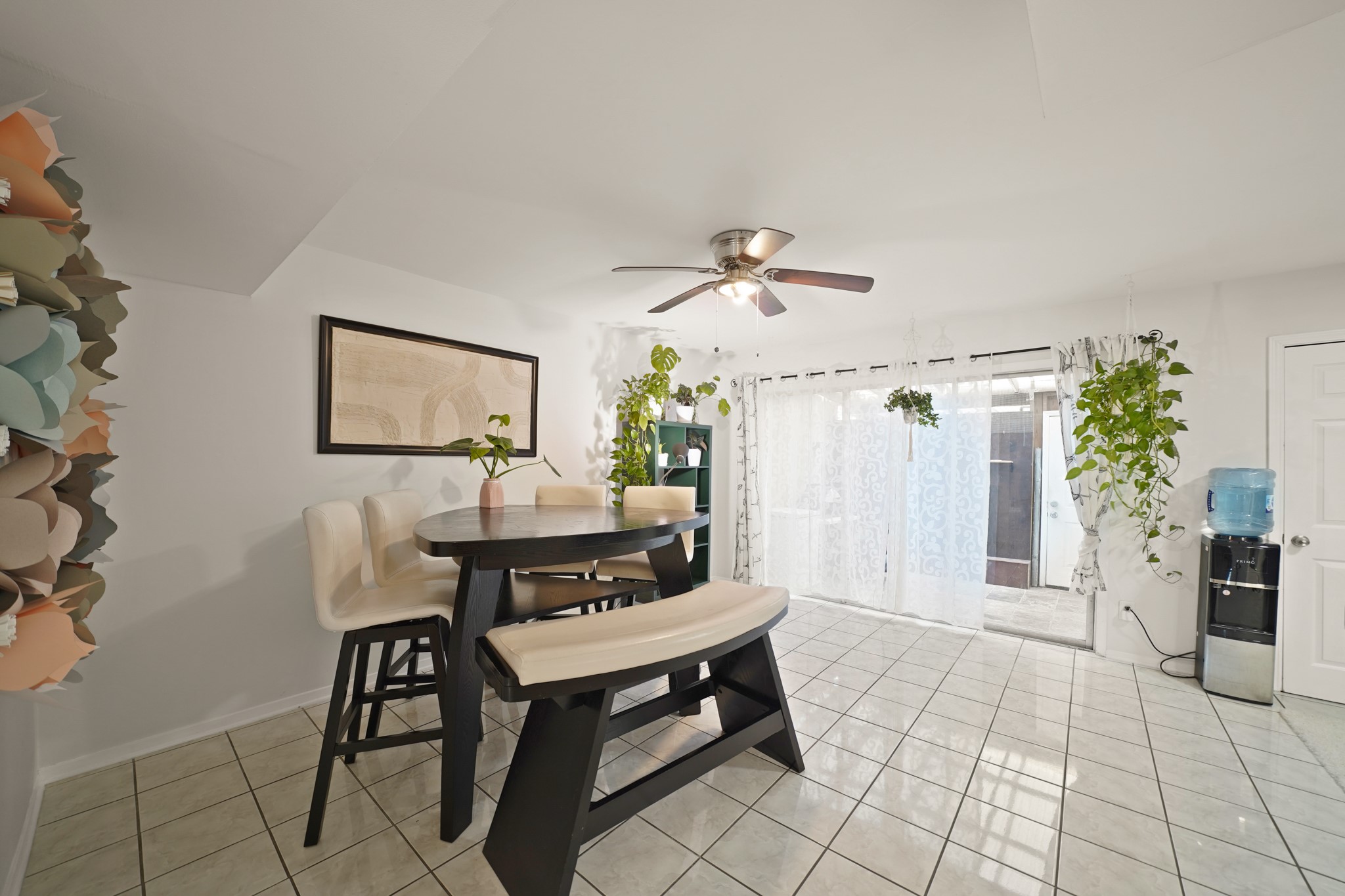 1235 Witte Road, Unit 8 Houston, TX 77055 - Photo 9 of 20 a living room with furniture