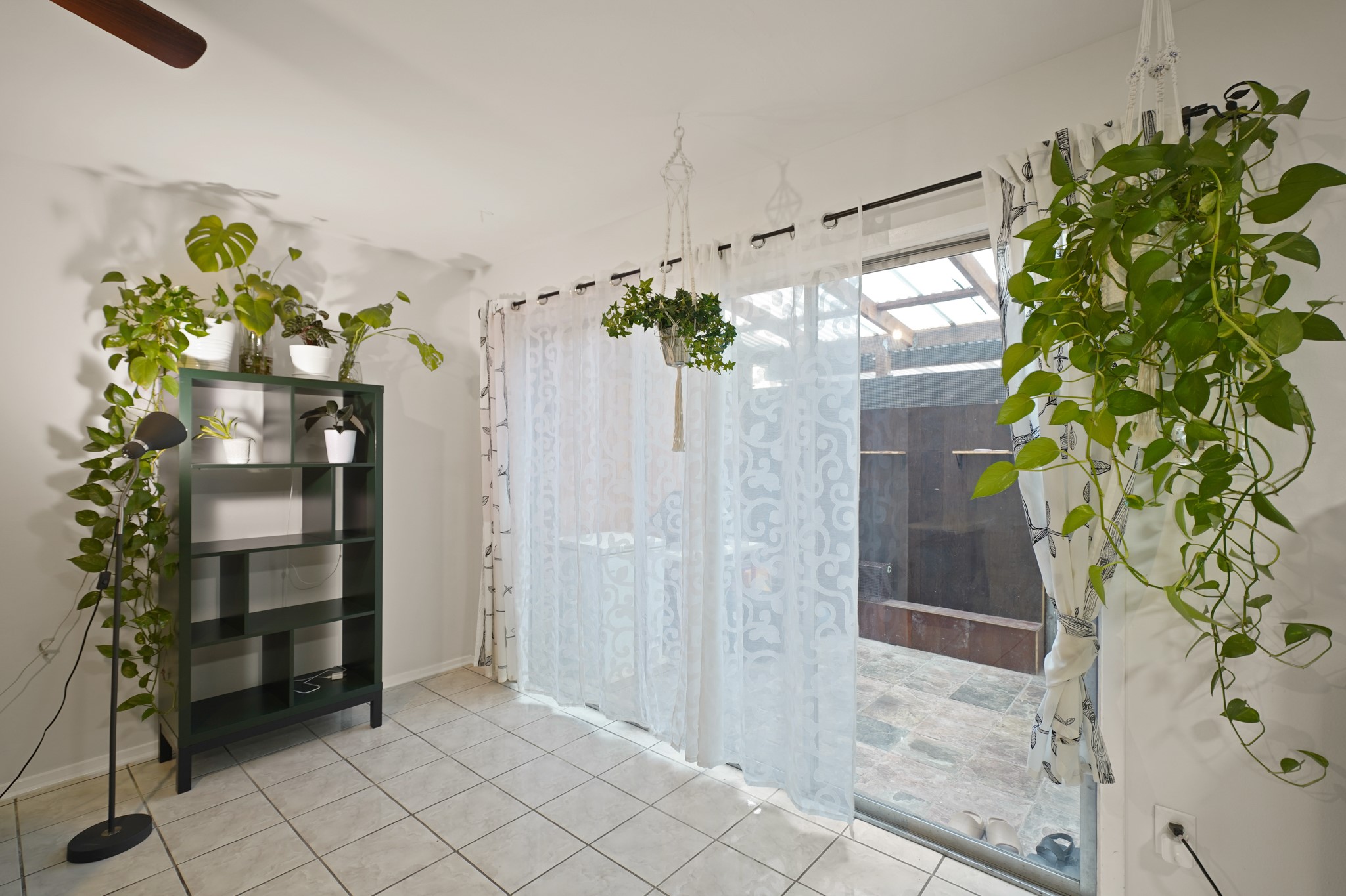 1235 Witte Road, Unit 8 Houston, TX 77055 - Photo 10 of 20 a view of bathroom with a potted plant