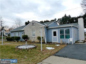 1611 Tioga Avenue Reading, PA 19607 - Photo 1 of 11