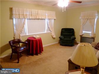 1611 Tioga Avenue Reading, PA 19607 - Photo 3 of 11