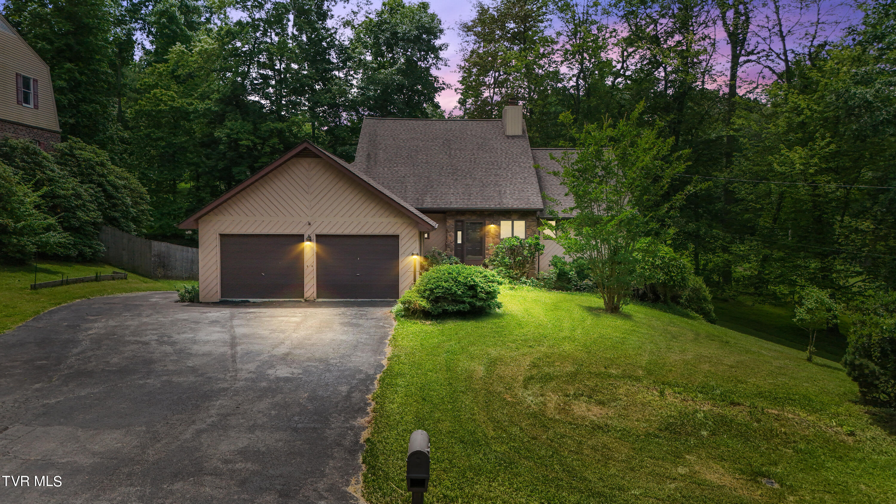 21434 Plantation Road Bristol, VA 24202 - Photo 1 of 45 DJI_20240619135649_0029_D_2