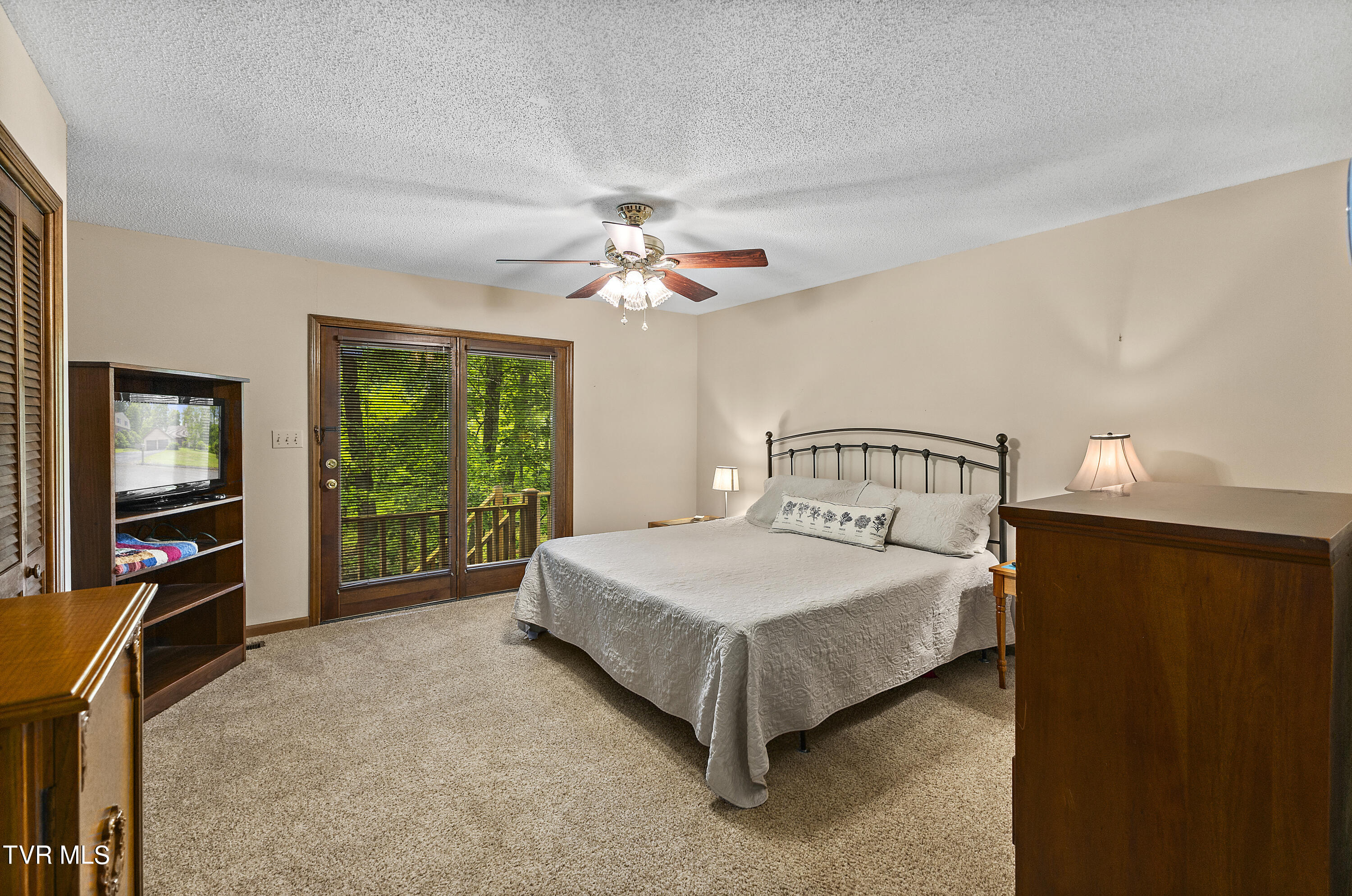 21434 Plantation Road Bristol, VA 24202 - Photo 16 of 45 128A3019