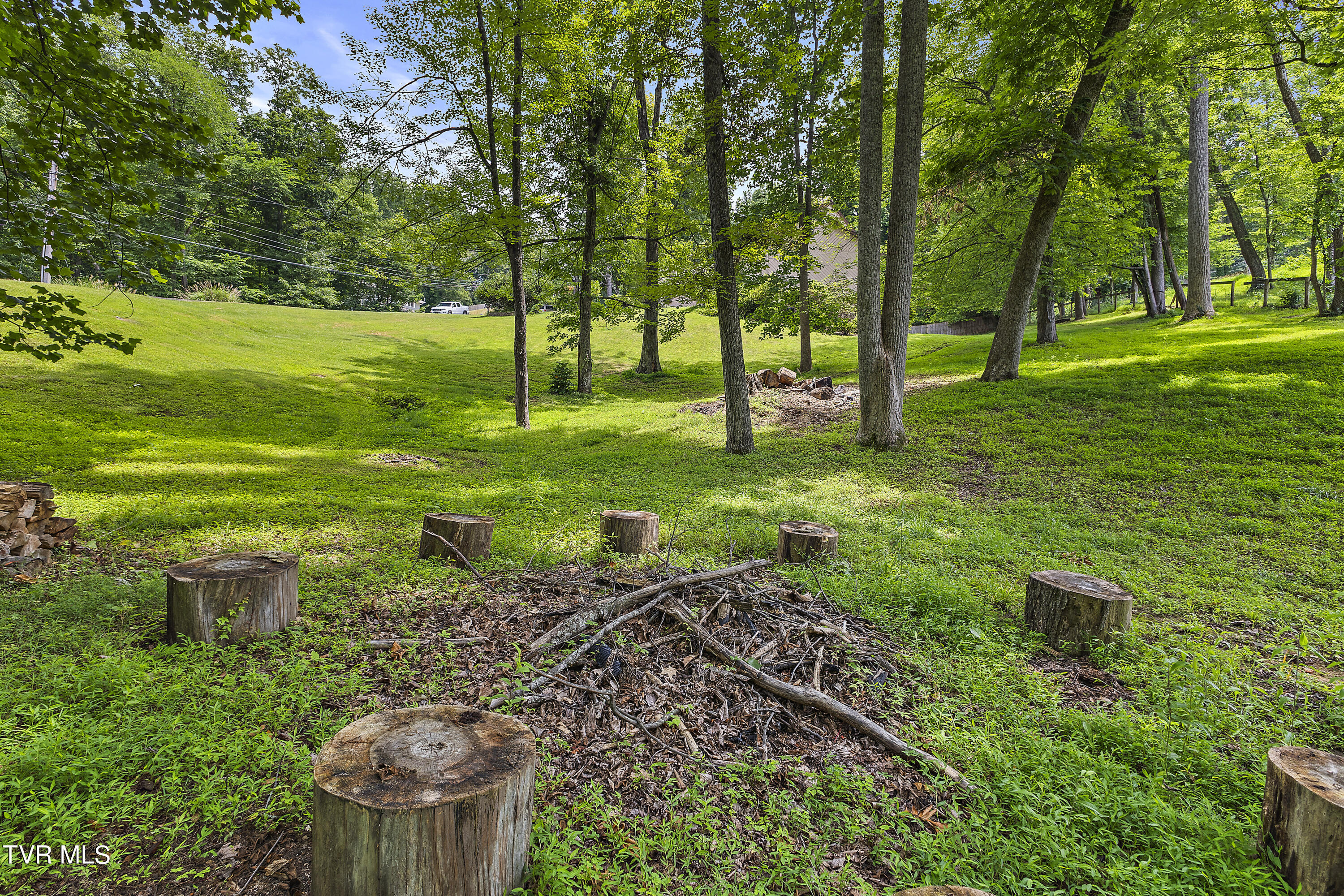 21434 Plantation Road Bristol, VA 24202 - Photo 40 of 45 128A3002