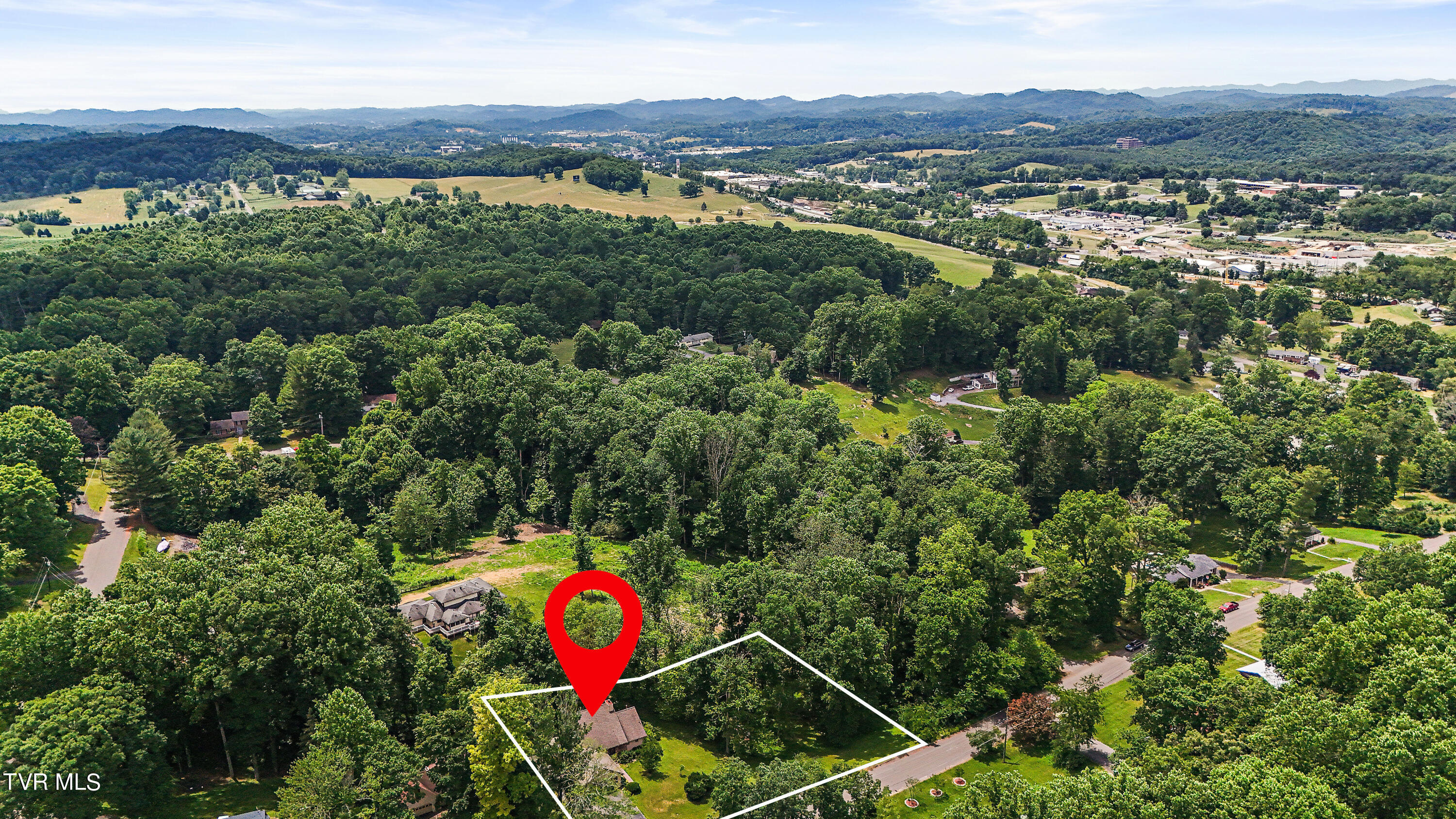 21434 Plantation Road Bristol, VA 24202 - Photo 43 of 45 DJI_20240619135950_0035_D