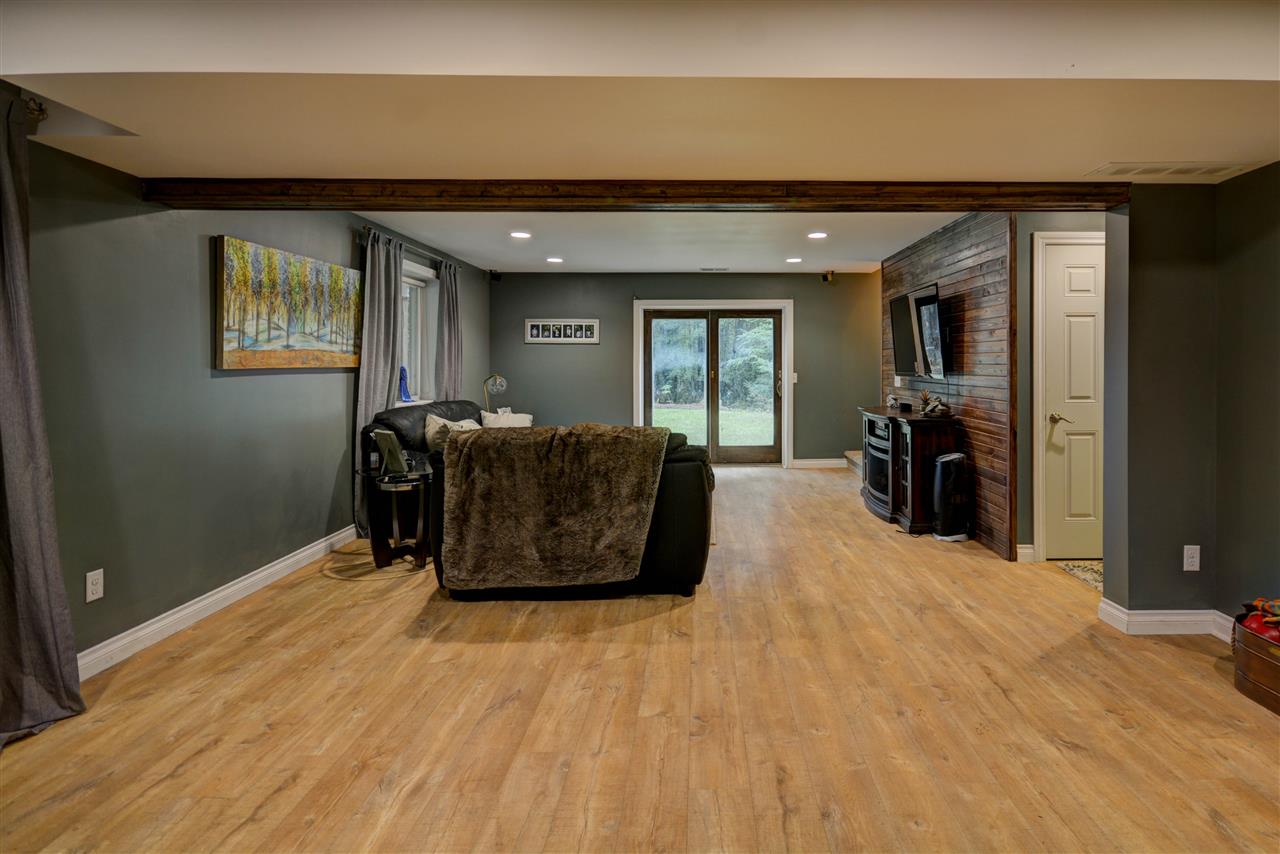 7420 Forest Lodge Road Traverse City, MI 49685 - Photo 34 of 57 1853642-33.JPG