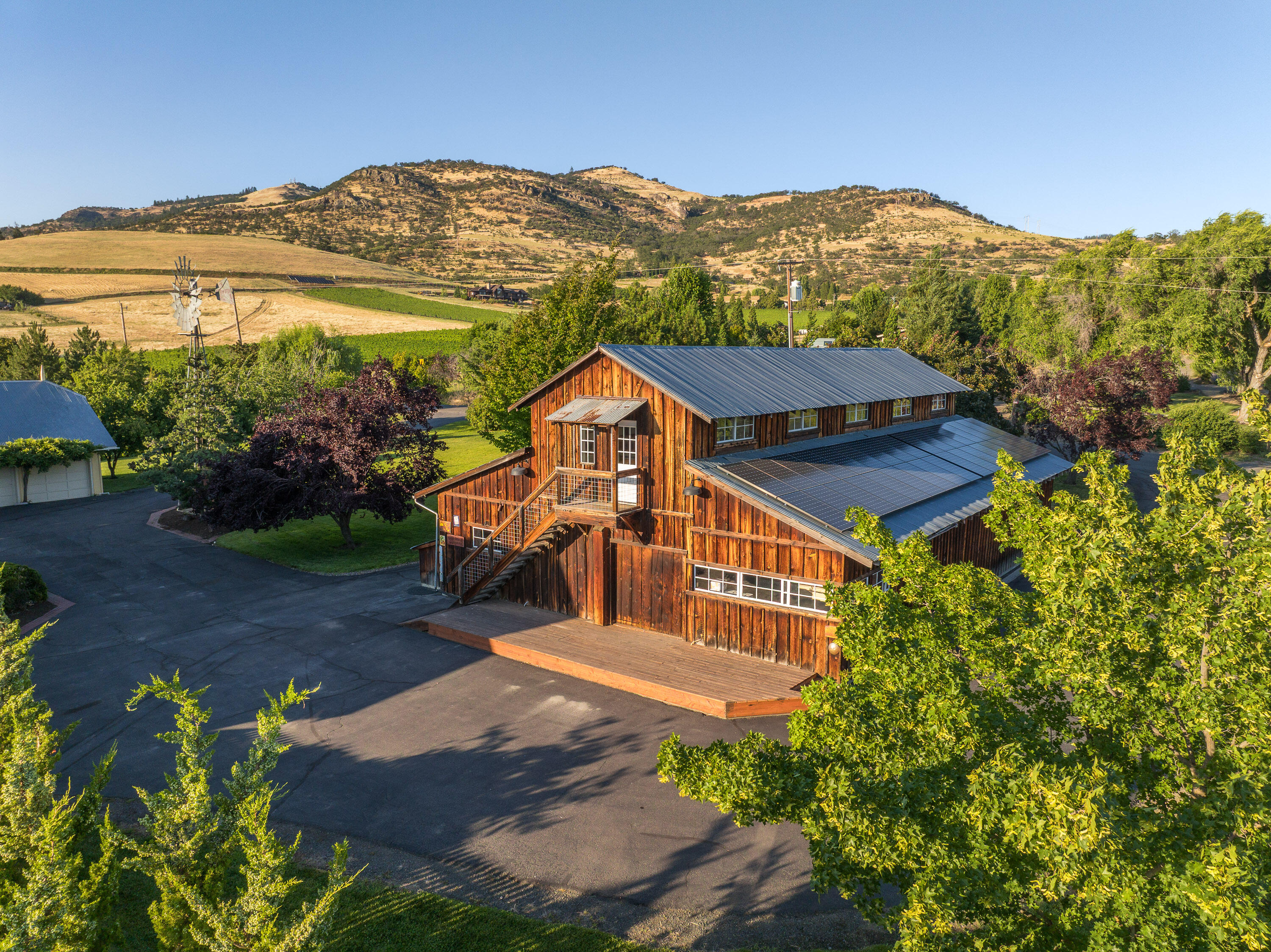 4050 Royal Crest Road Medford, OR 97504 - Photo 5 of 55 Royal Crest6