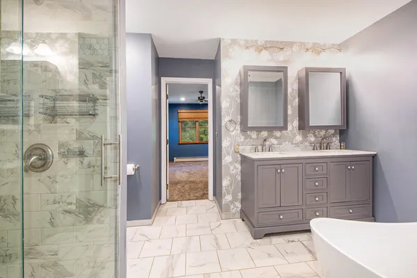 $425,000 | 1520 Lamphere Street, Hillsdale, MI 49242