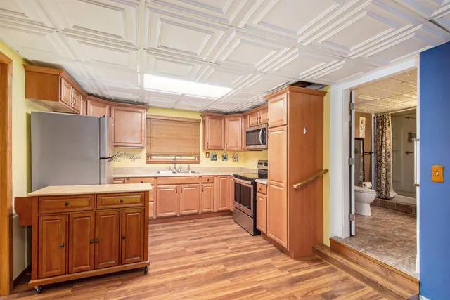 $425,000 | 1520 Lamphere Street, Hillsdale, MI 49242