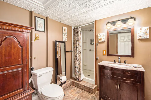 $425,000 | 1520 Lamphere Street, Hillsdale, MI 49242