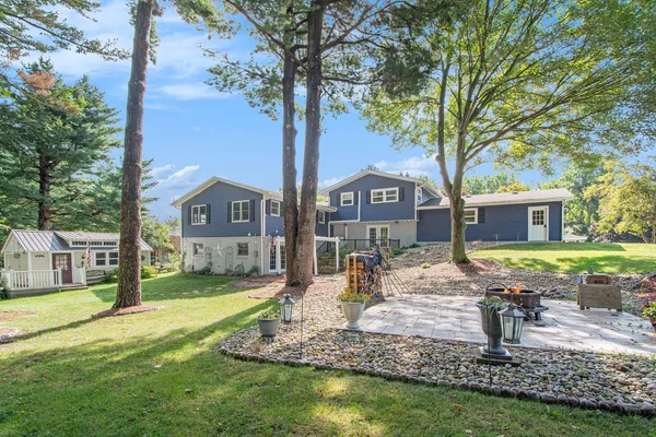 $425,000 | 1520 Lamphere Street, Hillsdale, MI 49242