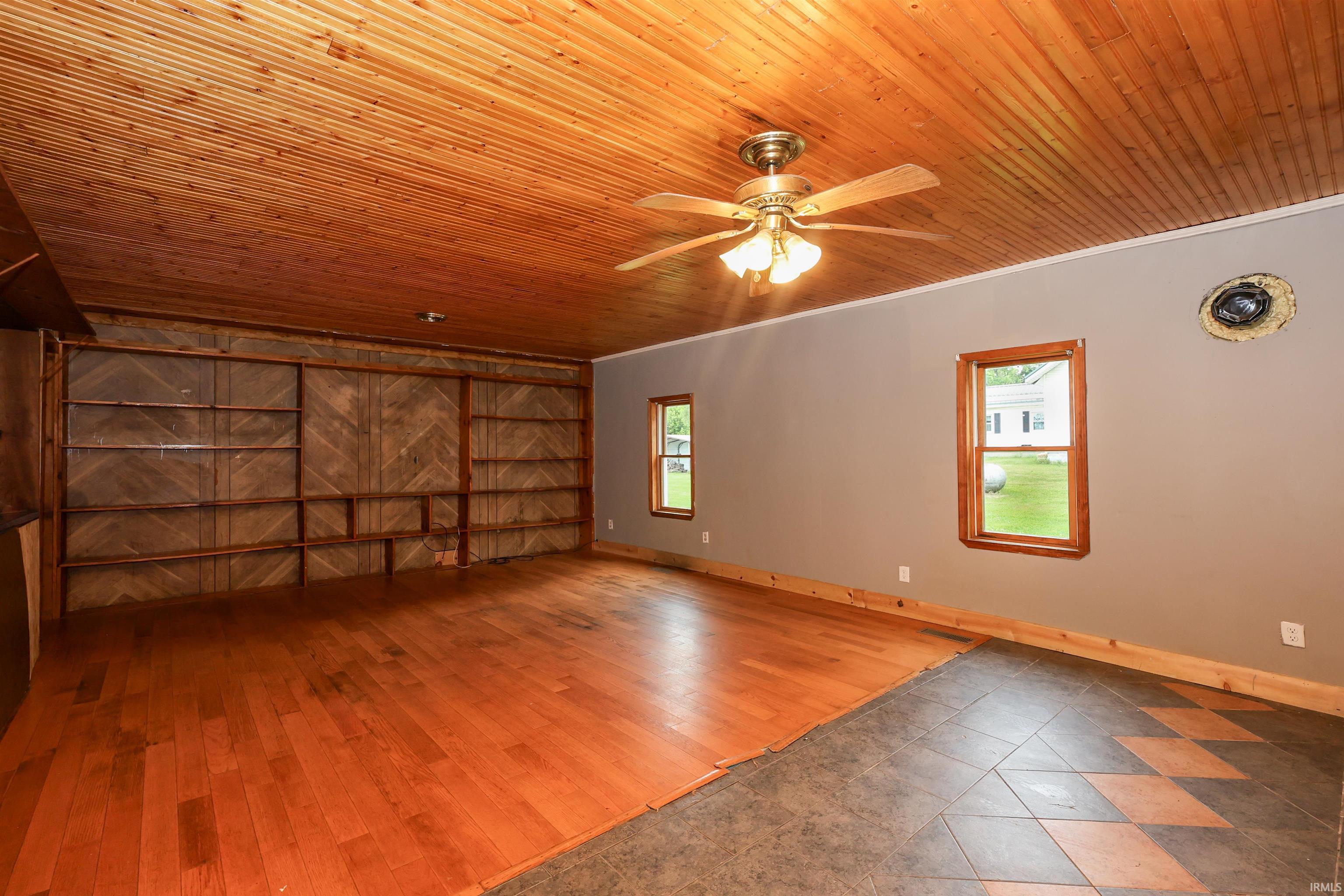 8595 East Metz Road Angola, IN 46703 - Photo 18 of 38