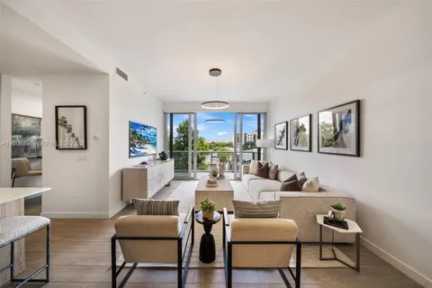 $1,169,000 | 545 Southwest 11th Street, Unit 308, Miami, FL 33129