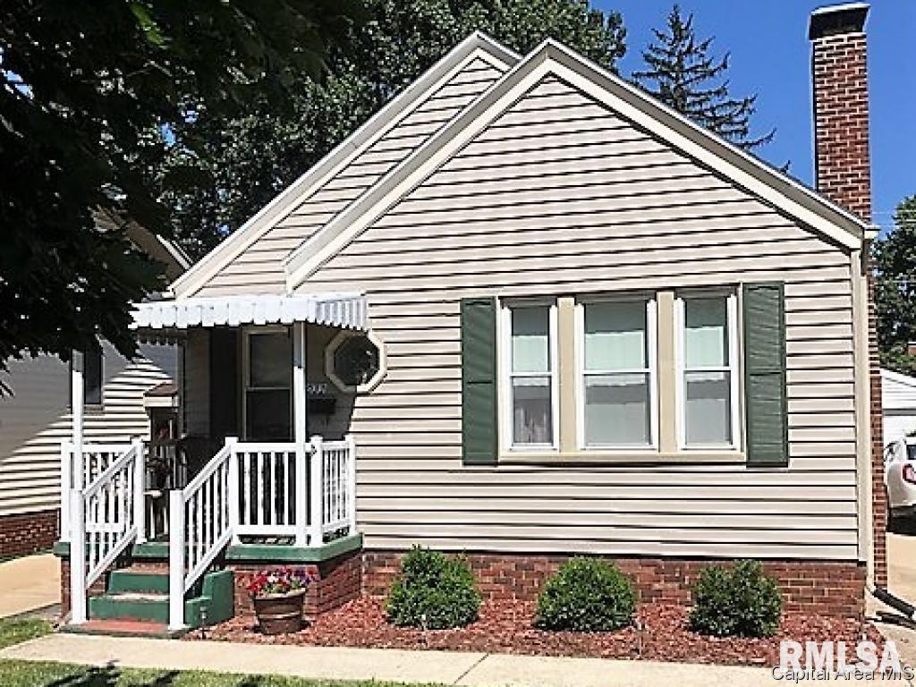 2032 North 7th Street Springfield, IL 62702 - Photo 1 of 30