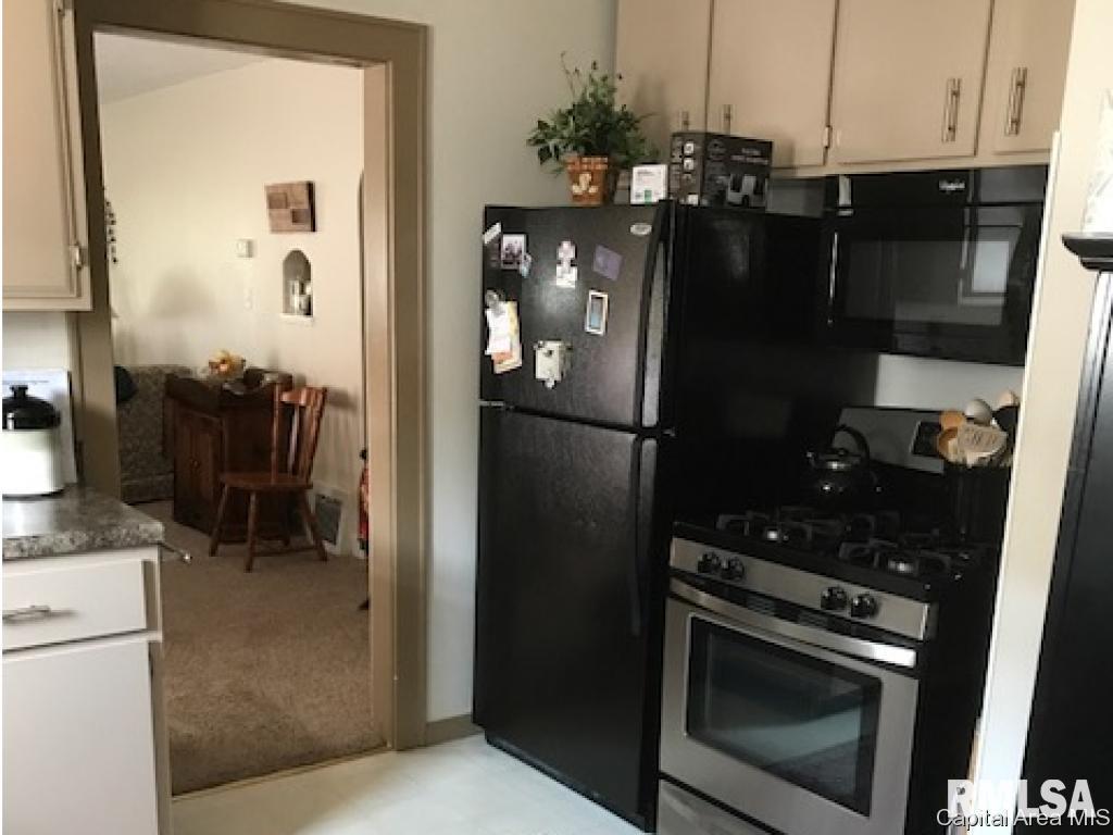 2032 North 7th Street Springfield, IL 62702 - Photo 11 of 30