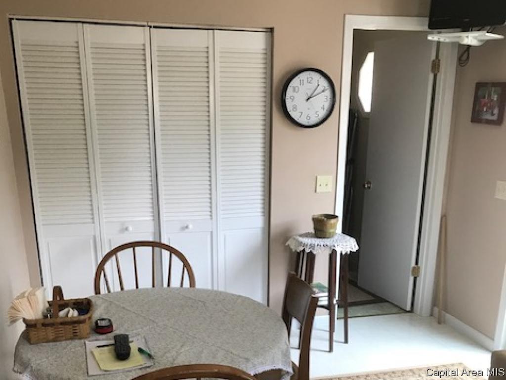 2032 North 7th Street Springfield, IL 62702 - Photo 12 of 30