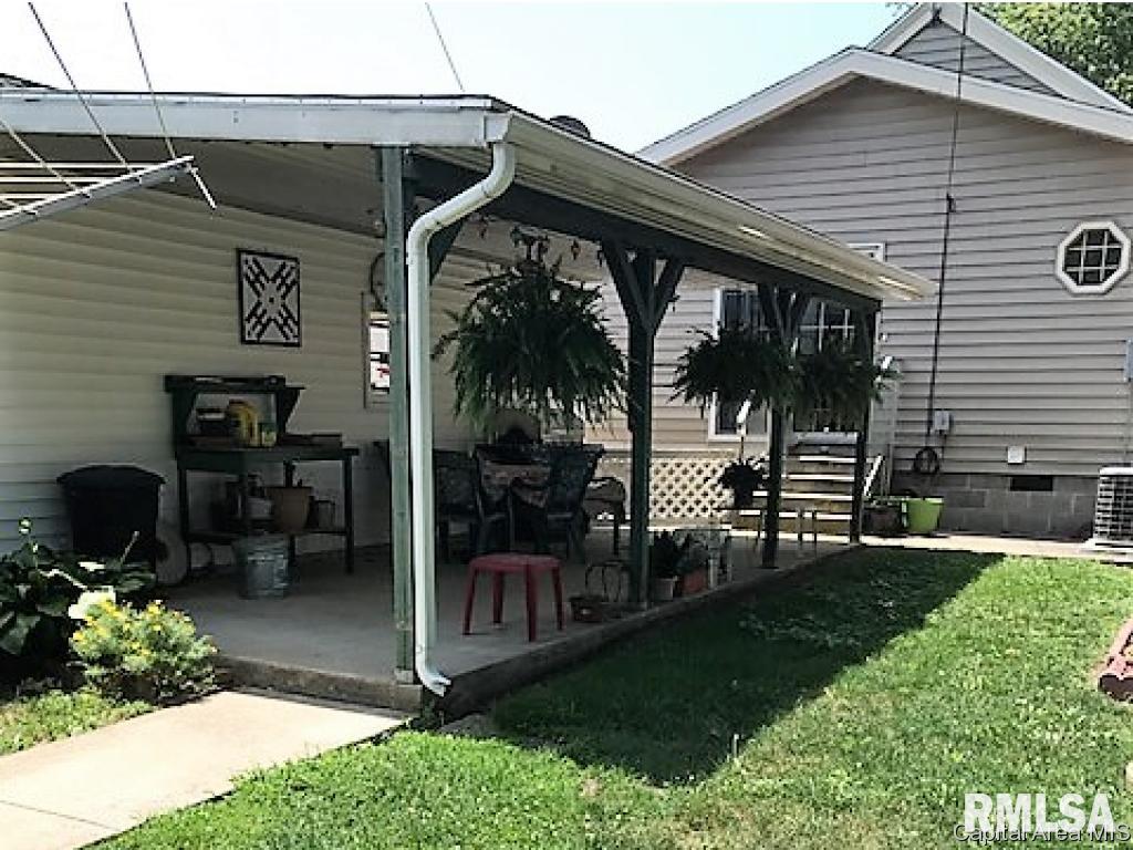 2032 North 7th Street Springfield, IL 62702 - Photo 2 of 30