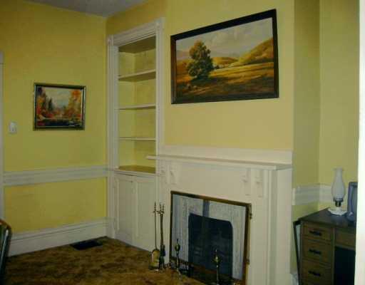1011 Lake Street McKees Rocks, PA 15136 - Photo 6 of 8 Dining Room.