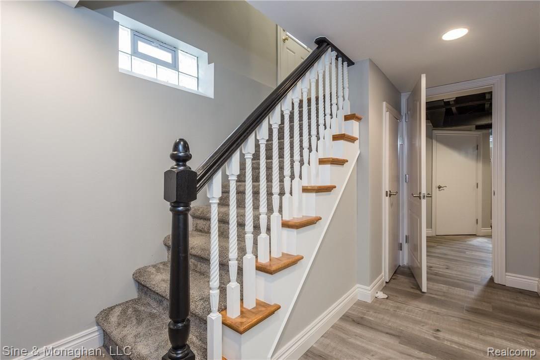 1691 Severn Road Grosse Pointe, MI 48236 - Photo 34 of 41 36.jpg