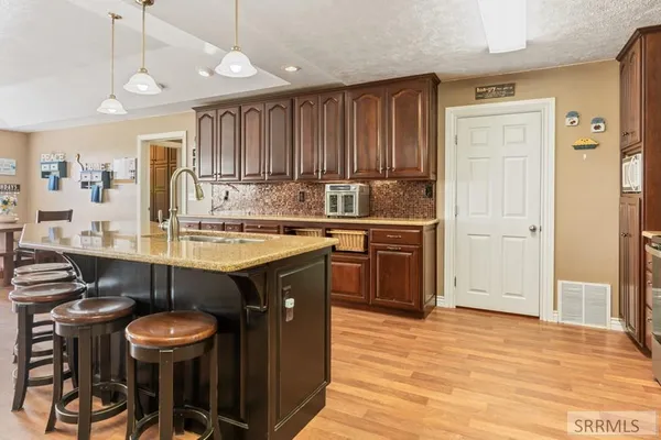 $500,000 | 713 Highway 39, Blackfoot, ID 83221