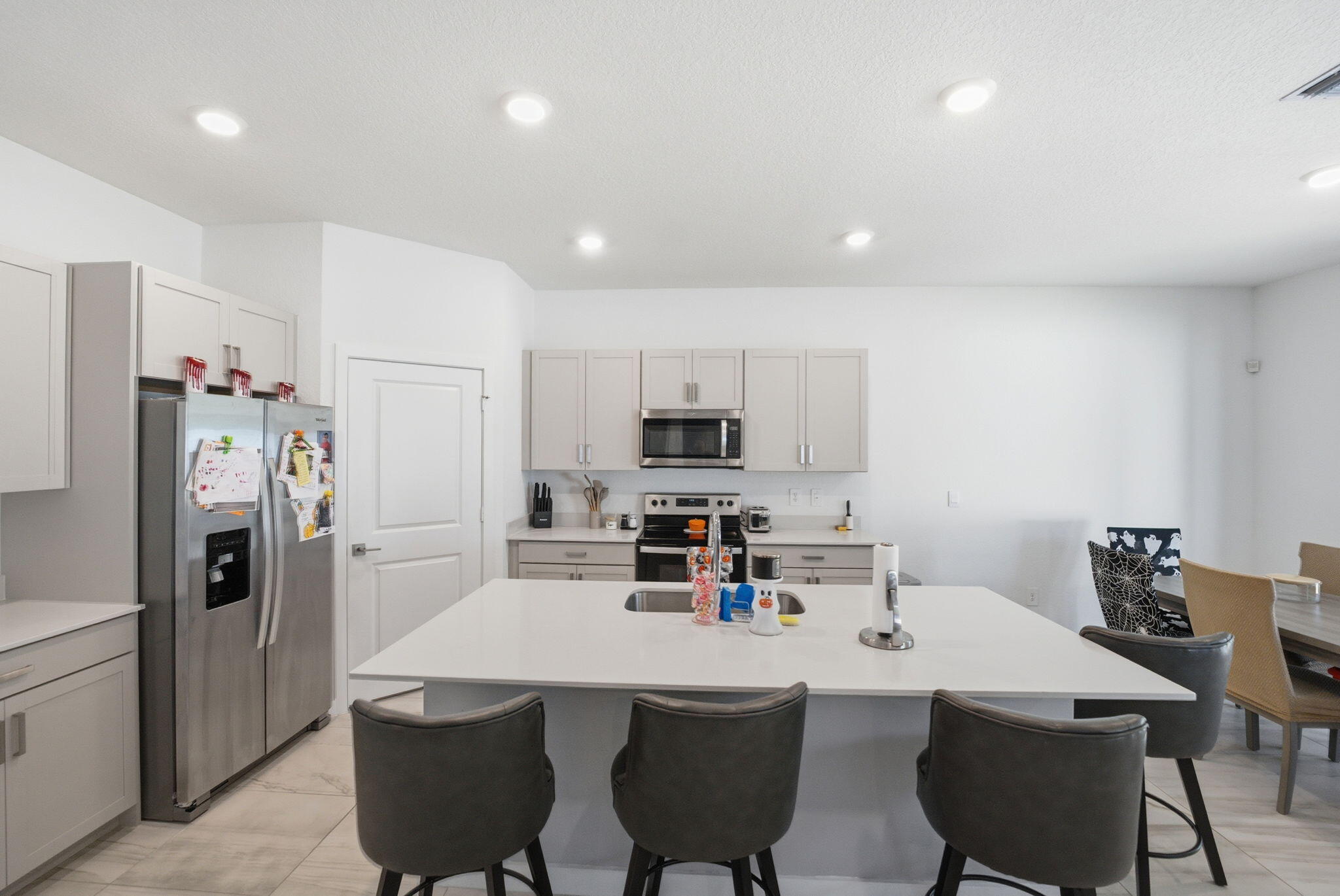 6016 Southeast Violet Lane Stuart, FL 34997 - Photo 5 of 33 1000025364