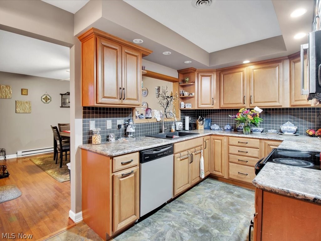 10166 Dewhurst Road Elyria, OH 44035 - Photo 8 of 18 Gallery Image 8