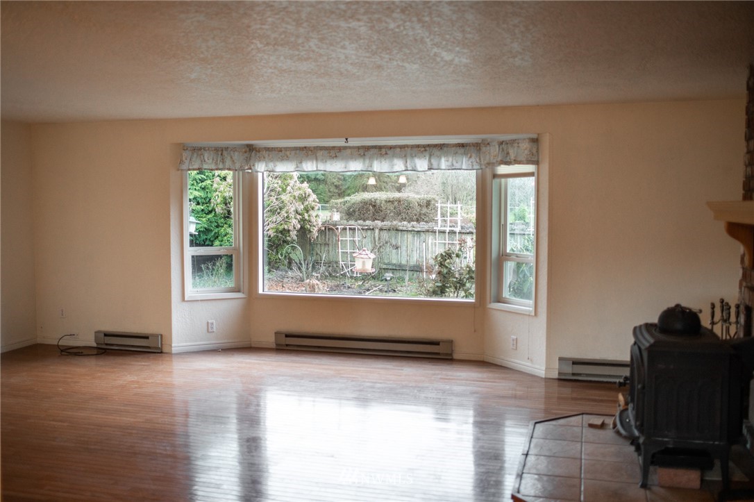 103 South Ridge View Drive Port Angeles, WA 98362 - Photo 8 of 17 Gallery Image 8