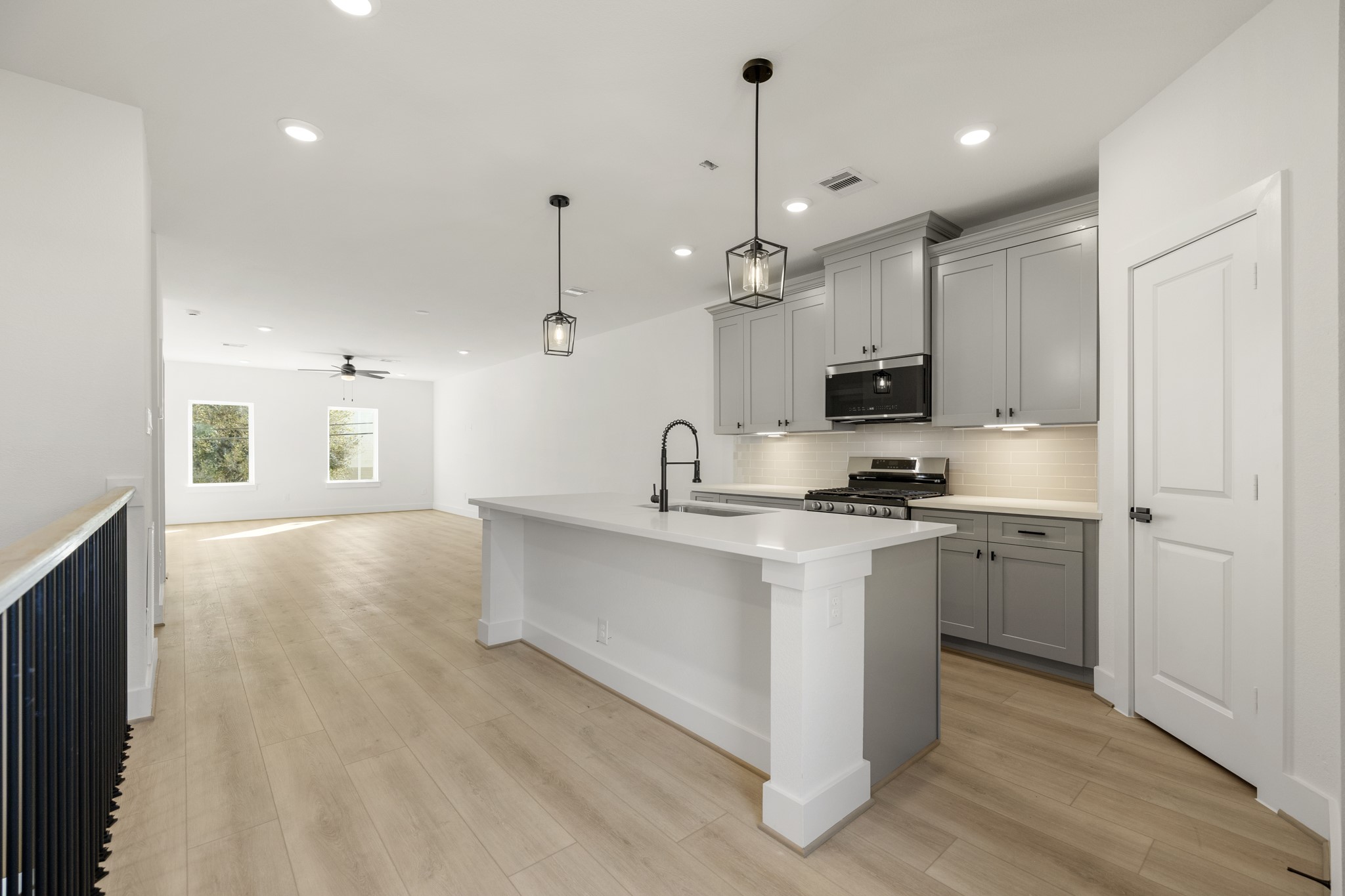 6326 Del Rio Street Houston, TX 77021 - Photo 7 of 39