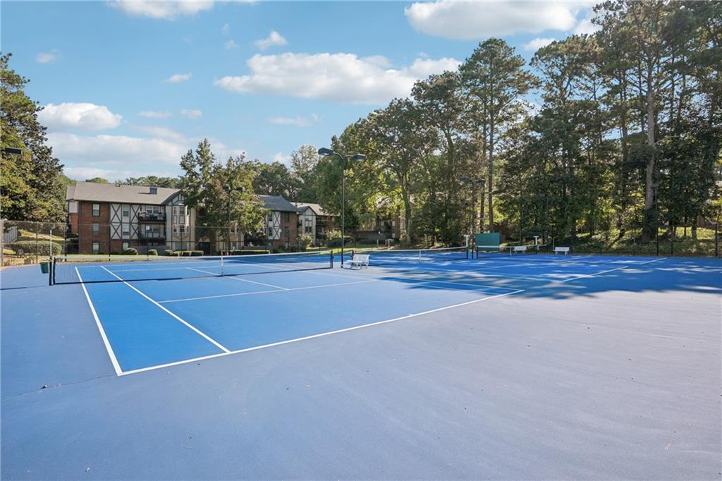 6851 Roswell Road, Unit F32 Sandy Springs, GA 30328 - Photo 28 of 33