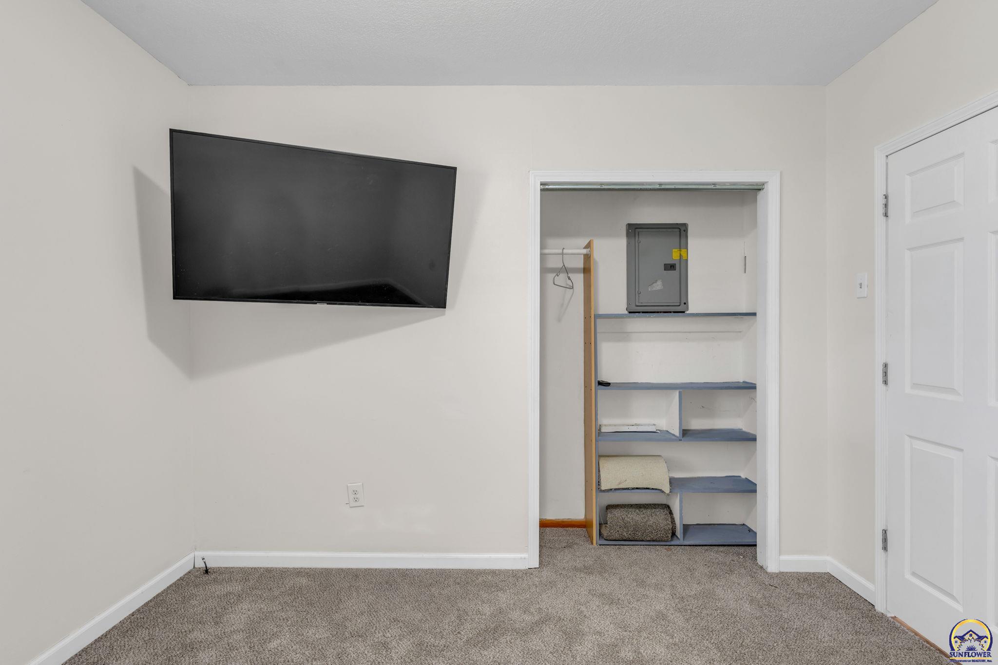16325 R Road Mayetta, KS 66509 - Photo 13 of 26 Gallery Image 13