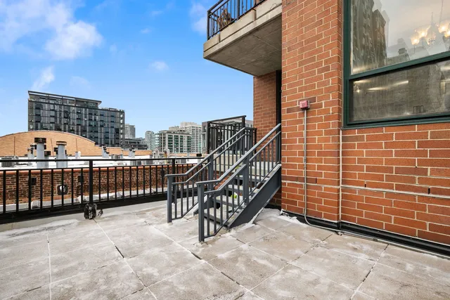 $475,000 | 400 West Ontario Street, Unit 801, Chicago, IL 60654