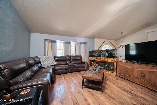 $749,000 | 34517 North Hayden Drive, Spirit Lake, ID 83869