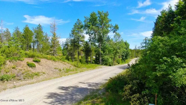 $749,000 | 34517 North Hayden Drive, Spirit Lake, ID 83869