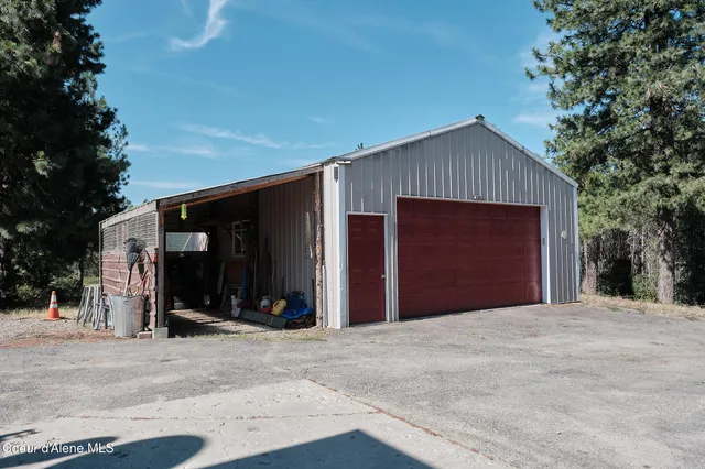 $749,000 | 34517 North Hayden Drive, Spirit Lake, ID 83869