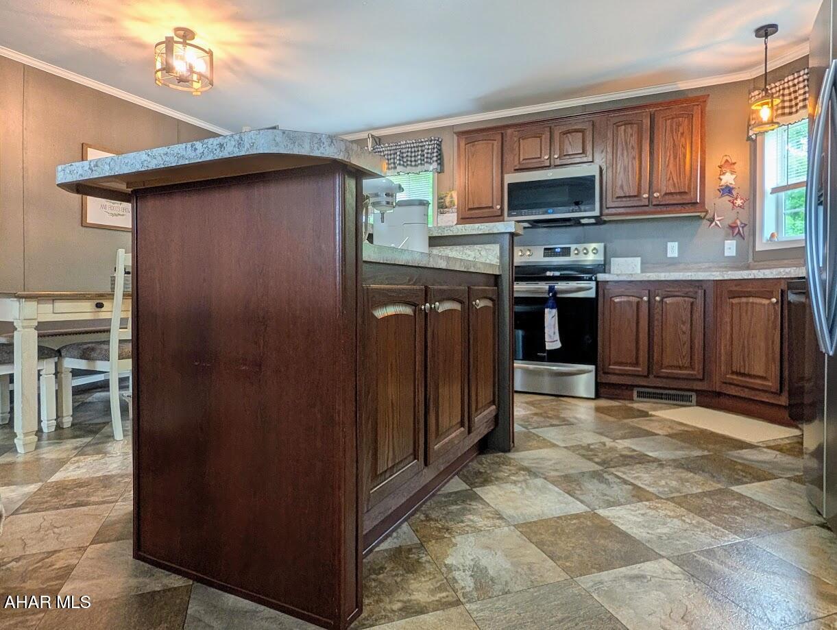 183 Oak Hill Road New Enterprise, PA 16664 - Photo 7 of 70
