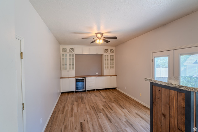 11957 Noelle Road Sandy, UT 84092 - Photo 9 of 38 Bar