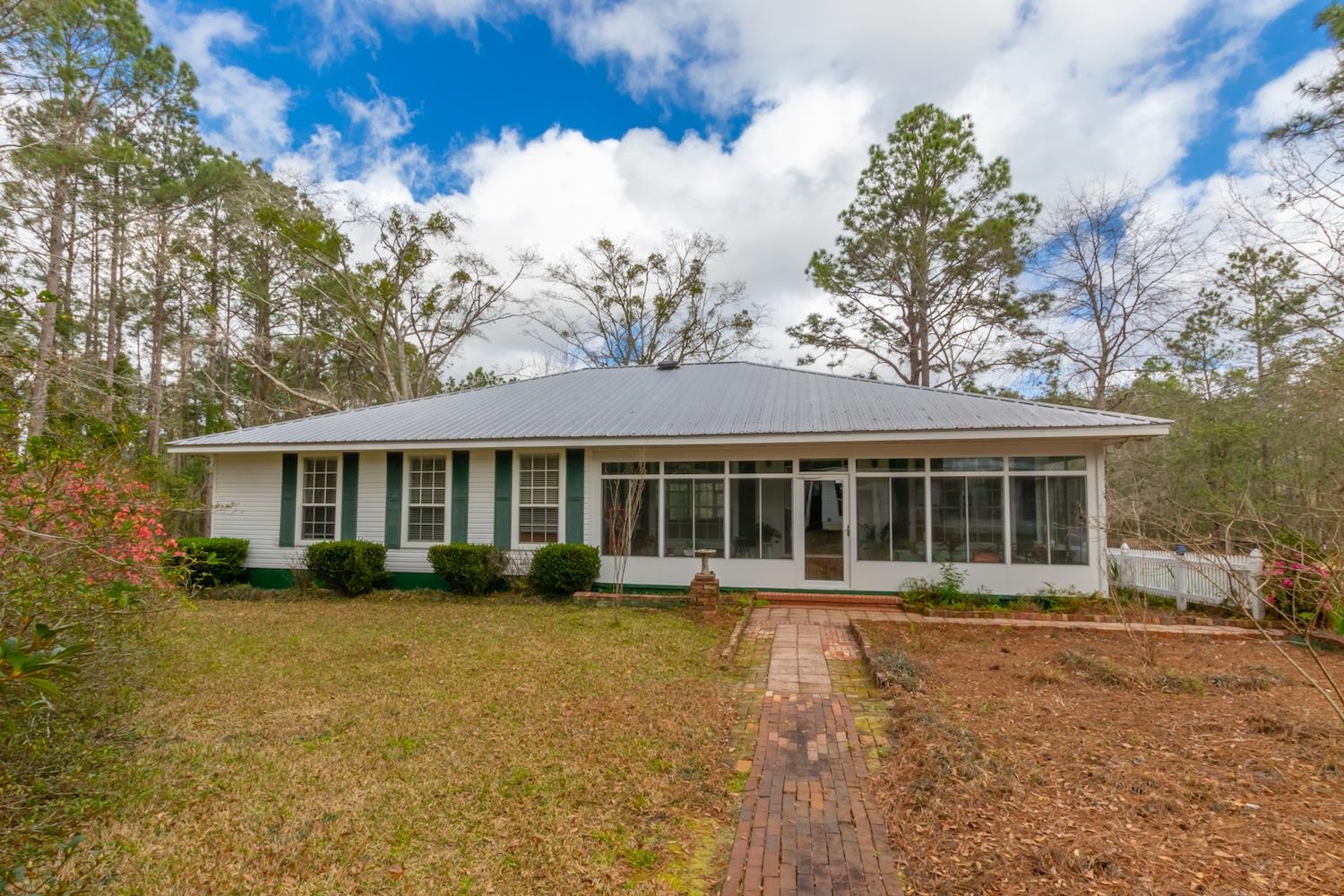 25401 Newport Road Robertsdale, AL 36567 - Photo 1 of 50