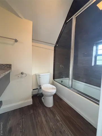 $2,200 | 113 Academy Street, Unit 2, Poughkeepsie, NY 12601